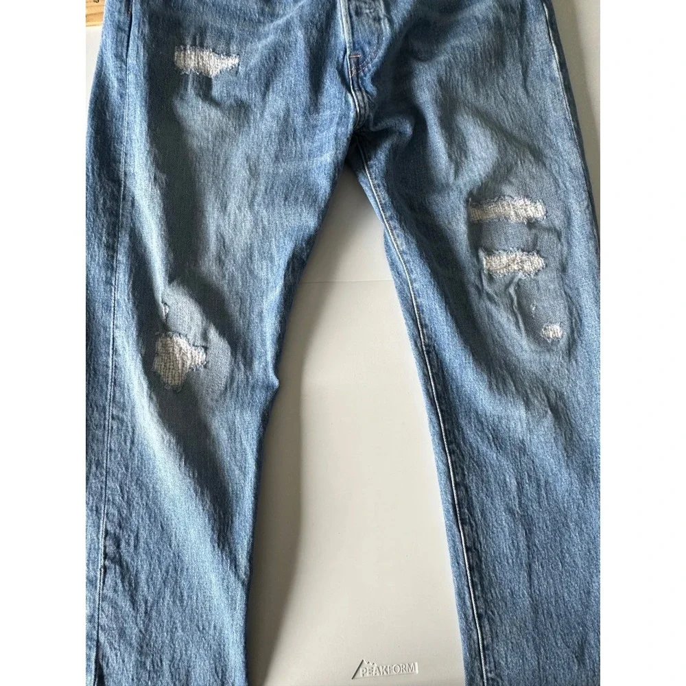 Levis 501 Original Fit Distressed Straight Leg Blue Jeans Mens W36